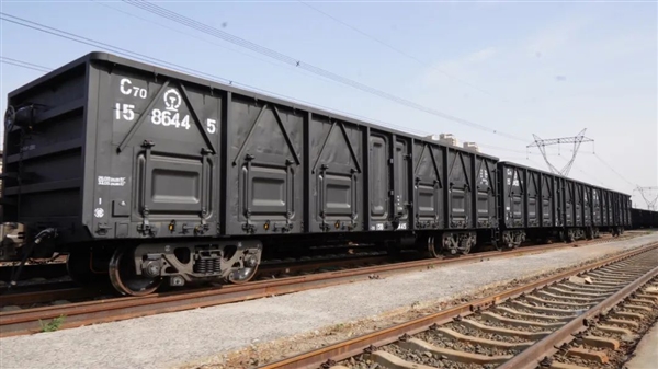 火车上的字母、数字大全!原来藏着这么多秘密