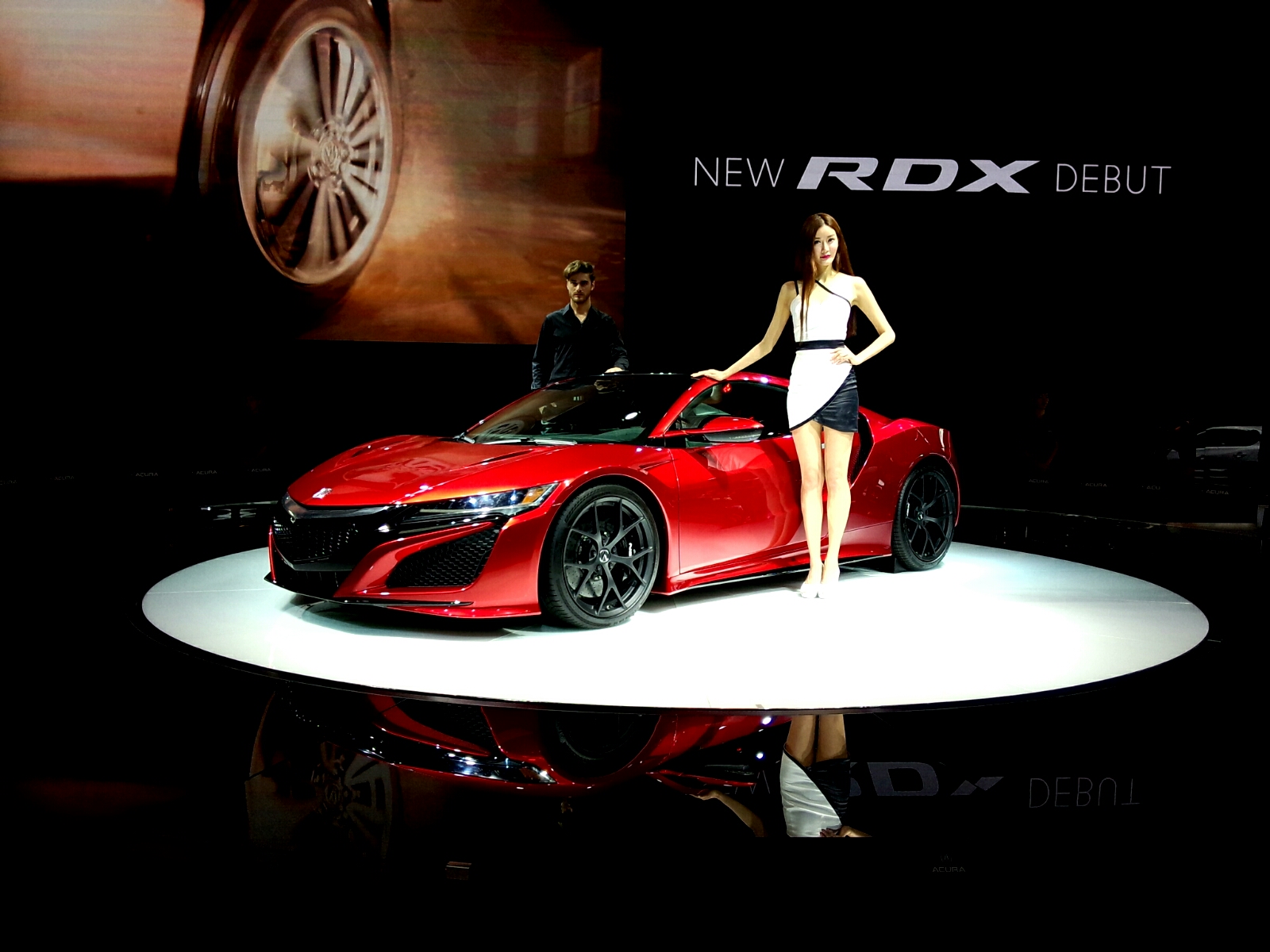 1719923424178468.jpg P51129-112700.jpg