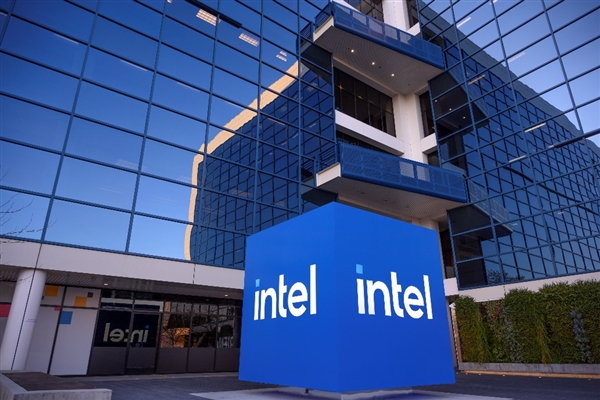 56岁的英特尔 变了!两大新宏图徐徐展开
