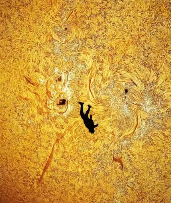 摄影师拍下“人类坠入太阳”震撼画面:1070米高空跳下 100%实拍